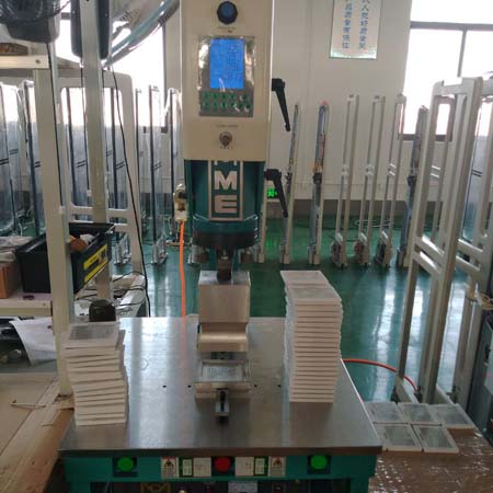 焊接機(jī).jpg 焊接機(jī).jpg